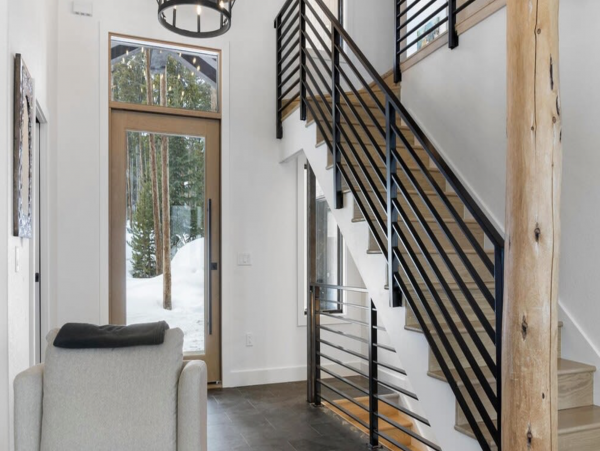 Luxury Peak 8 Ski in ski out 6 bedroom in the heart of Breck!